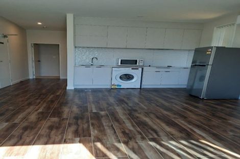 Photo of property in 8 Skua Road, Hobsonville, Auckland, 0616