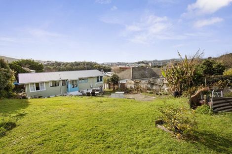 Photo of property in 82 Bell Street, Tawa, Wellington, 5028