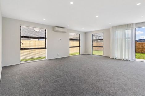 Photo of property in 10 Arahi Road, Clevedon, 2582