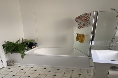 Photo of property in 335 Adelaide Road, Newtown, Wellington, 6021