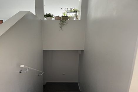 Photo of property in 1/4 Richards Avenue, Forrest Hill, Auckland, 0620