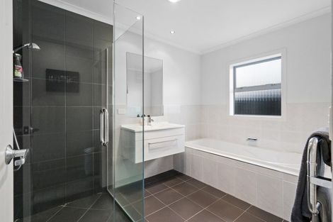 Photo of property in 18 Tulip Drive, Cambridge, 3434