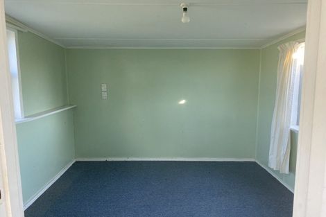 Photo of property in 22 Mahoe Street, Otaki Beach, Otaki, 5512
