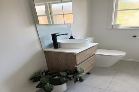 Photo of property in 11a Baroda Street, Khandallah, Wellington, 6035