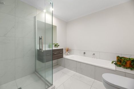 Photo of property in 1 Nursery Lane, Papamoa, 3118