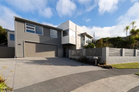 Photo of property in 16 Neston Grove, Churton Park, Wellington, 6037