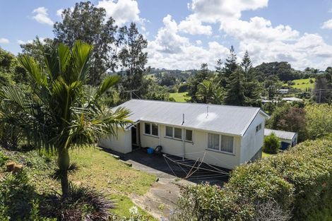 Photo of property in 53 Ogle Crescent, Te Kamo, Whangarei, 0112