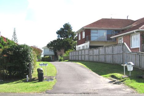 Photo of property in 17 Essex Street, Te Atatu South, Auckland, 0610