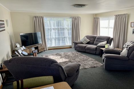 Photo of property in 15 Massey Street, Elderslea, Upper Hutt, 5018