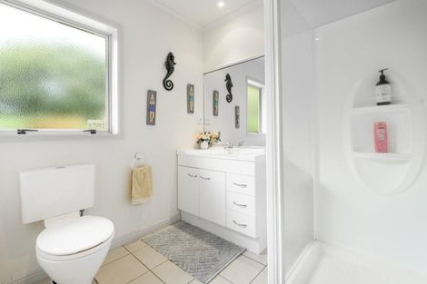 Photo of property in 34 Honeysuckle Lane, Ohauiti, Tauranga, 3112