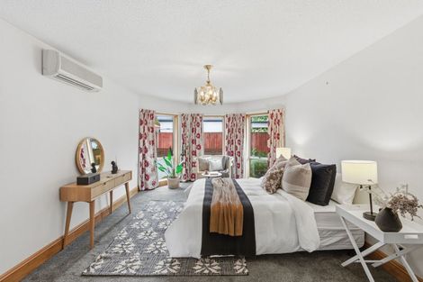 Photo of property in 7 Broadfell Avenue, Avonhead, Christchurch, 8042