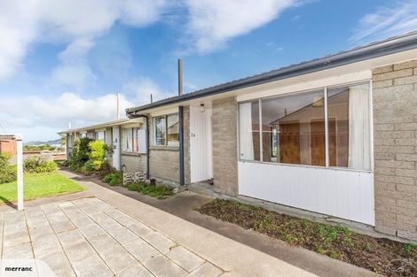 Photo of property in 26 Duchess Place, Maupuia, Wellington, 6022