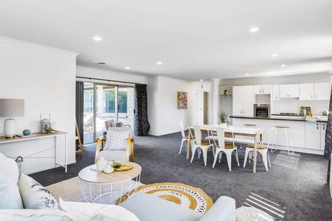 Photo of property in 10 Manhattan Court, Paraparaumu Beach, Paraparaumu, 5032