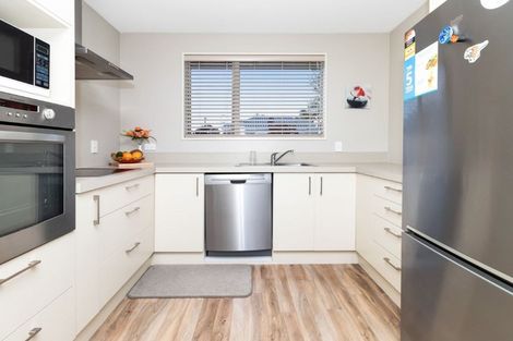 Photo of property in 30a Edmonds Street, Woolston, Christchurch, 8062