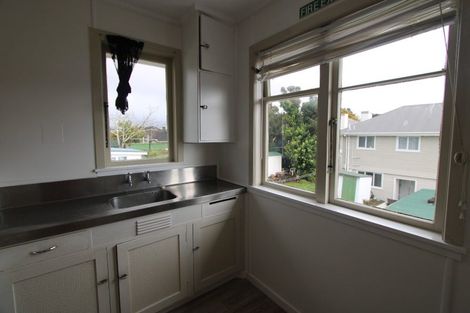Photo of property in 4/23 Bulteel Street, New Plymouth, 4310