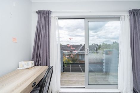 Photo of property in 11u2 Crosher Place, Silverdale, Hamilton, 3216