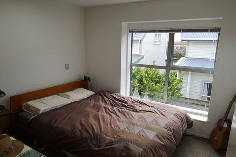 Photo of property in 63u2 Darlington Road, Miramar, Wellington, 6022