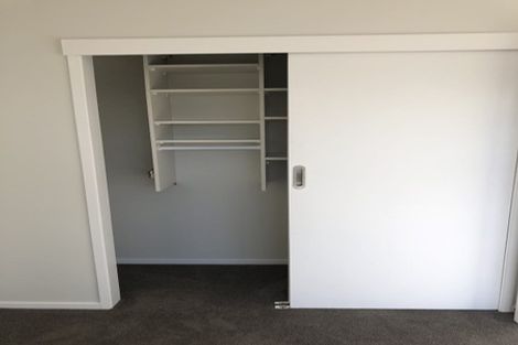 Photo of property in 8 Heaton Grove, Chatswood, Auckland, 0626