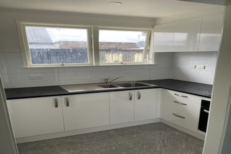 Photo of property in 20 Kohinoor Avenue, Mangere, Auckland, 2022