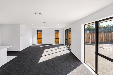 Photo of property in 15 Fountain Place, Rolleston, 7614