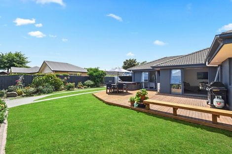 Photo of property in 22 Wentworth Drive, Rototuna North, Hamilton, 3210