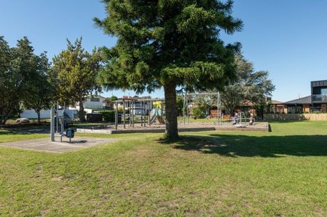 Photo of property in 22 Wells Avenue, Mount Maunganui, 3116