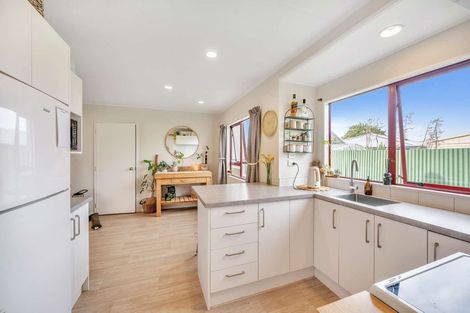 Photo of property in 43a Tait Drive, Greenmeadows, Napier, 4112