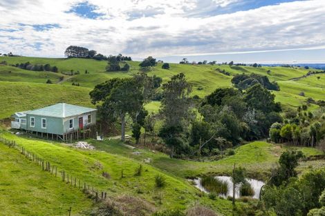 Photo of property in 62 Cornes Road, Raglan, 3296