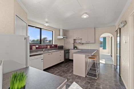 Photo of property in 74 Albert Street, Saint Clair, Dunedin, 9012