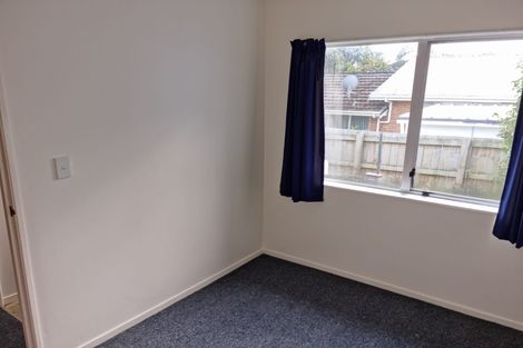 Photo of property in 2/28 Rata Street, New Lynn, Auckland, 0600