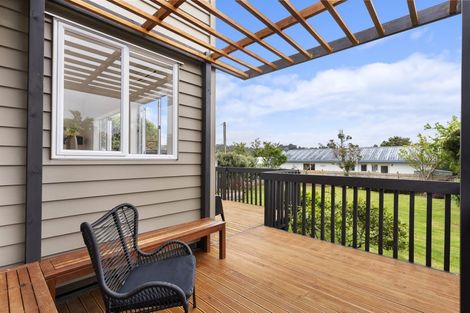 Photo of property in 64 Beach Haven Road, Beach Haven, Auckland, 0626