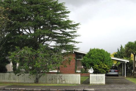 Photo of property in 55 Tirimoana Road, Te Atatu South, Auckland, 0602
