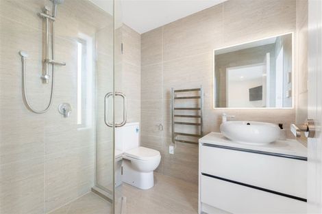 Photo of property in 9 Kahu Close, Orewa, 0931