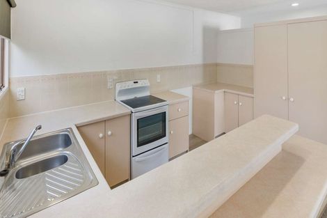 Photo of property in 27unit Willow Avenue, Hannahs Bay, Rotorua, 3010