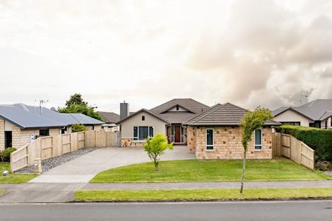 Photo of property in 50 Moonlight Drive, Rototuna North, Hamilton, 3210