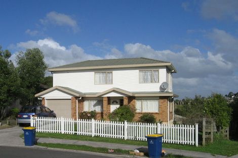 Photo of property in 39 Ginders Drive, Massey, Auckland, 0614