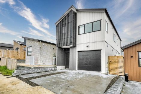 Photo of property in 61 Horokaka Street, Massey, Auckland, 0614