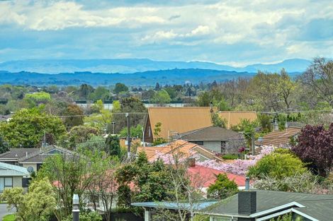 Photo of property in 11 Busby Hill, Havelock North, 4130