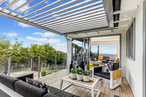 Photo of property in 32 Manhattan Rise, Orewa, 0931