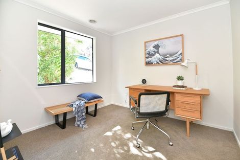 Photo of property in 80 Kittiwake Drive, Schnapper Rock, Auckland, 0632