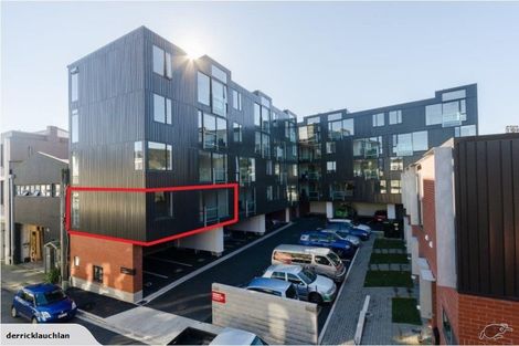 Photo of property in Nouvo Apartments, 2j/21 Rugby Street, Mount Cook, Wellington, 6021