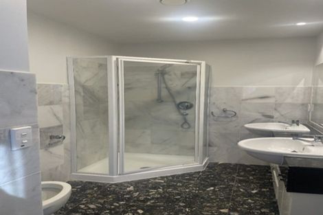 Photo of property in Mon Desir Apartments, 173 Hurstmere Road, Takapuna, Auckland, 0622