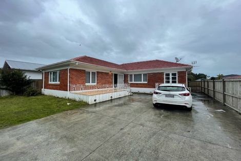 Photo of property in 124 Coronation Road, Papatoetoe, Auckland, 2025