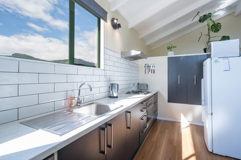 Photo of property in 16 Saint Ann Place, Toi Toi, Nelson, 7010