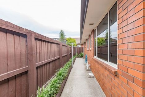 Photo of property in 30 Seymour Street, Hornby, Christchurch, 8042