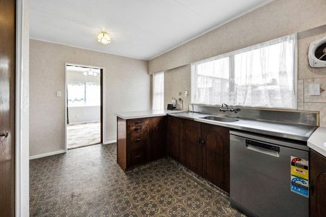 Photo of property in 206 Waihi Road, Hawera, 4610