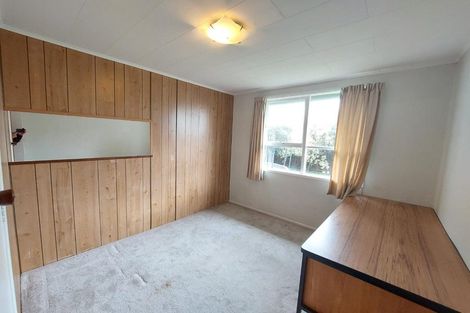 Photo of property in 9b Ware Place, Pakuranga Heights, Auckland, 2010