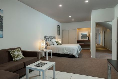 Photo of property in 2 Marina View, Waikawa, Picton, 7281