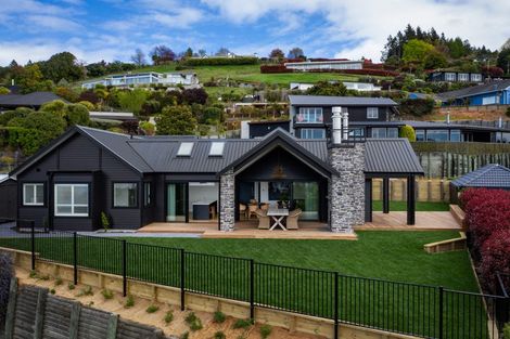 Photo of property in 32 Gavin Black Street, Meeanee, Napier, 4183