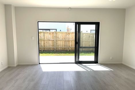 Photo of property in 11 Faithful Drive, Karaka, Papakura, 2113